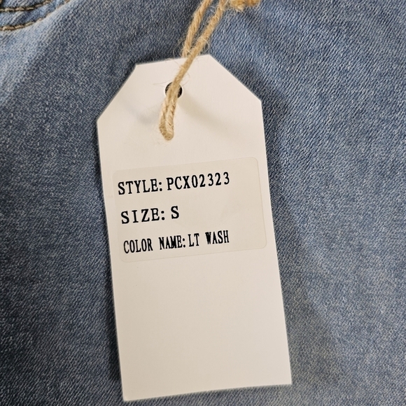 Sade & Sage Frayed flare Cuff  Crop Size Small - Picture 11 of 11